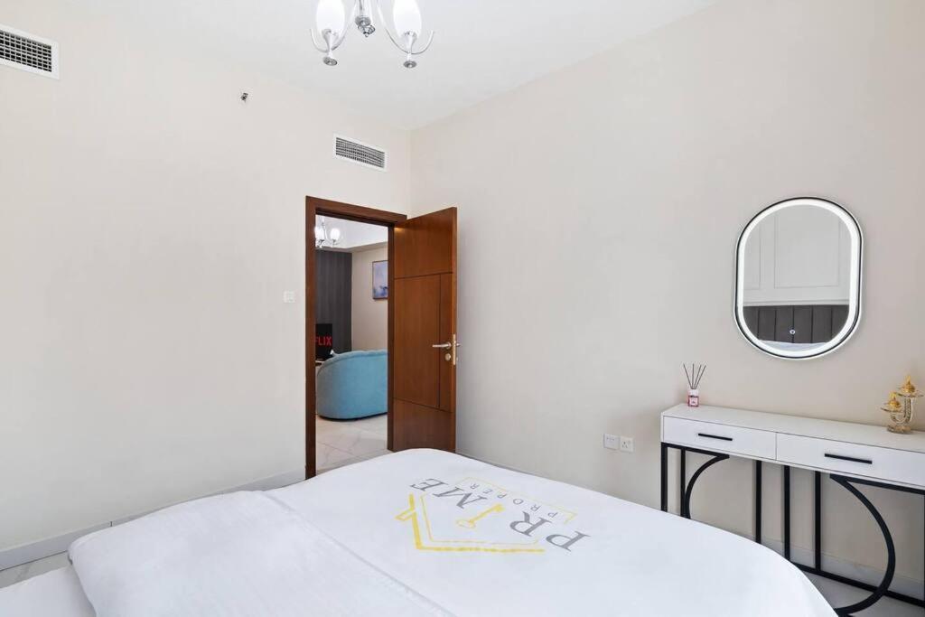 Apartment Luxury 1br With Balcony - Pool
